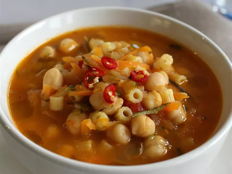 Pasta e Ceci (Italian Chickpea and Pasta Stew)