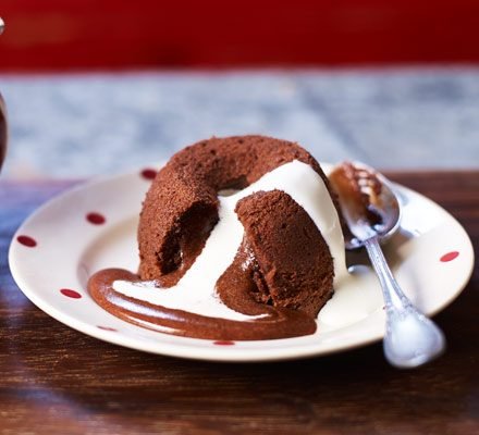 Easy chocolate molten cakes