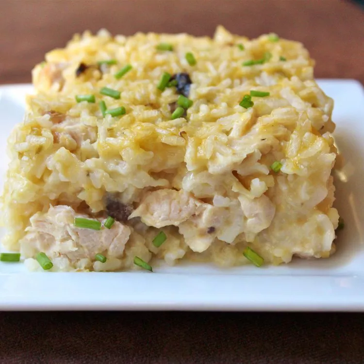 Mamaw's Chicken and Rice Casserole