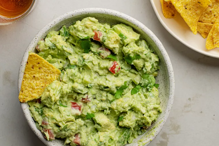 Guacamole With Crema